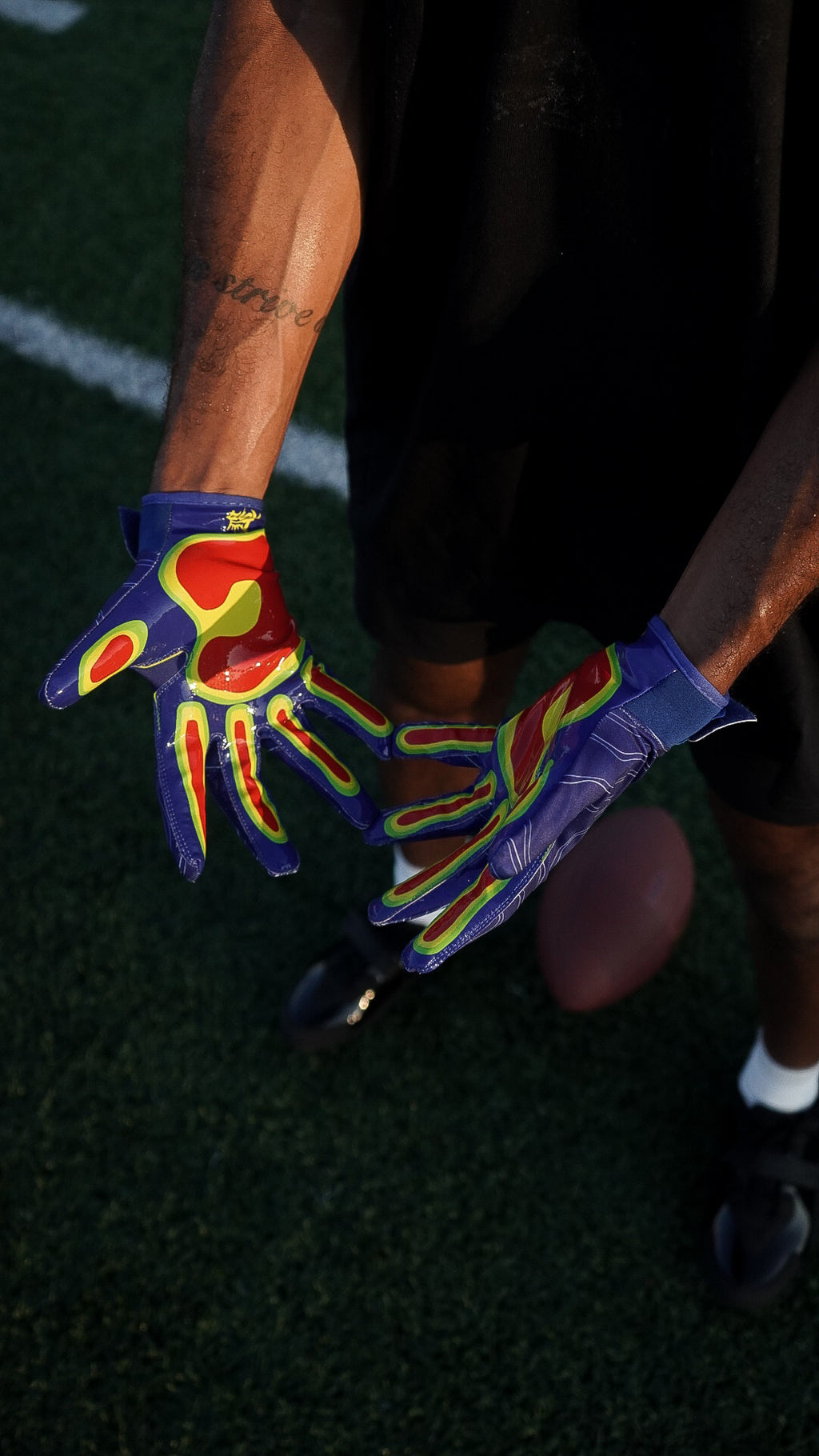 “Thermal” Football Gloves